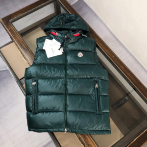 moncler جاكيت