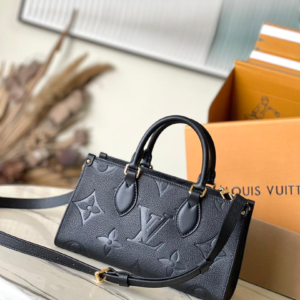 louis vuitton شنطة