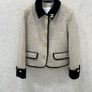 chanel جاكيت 