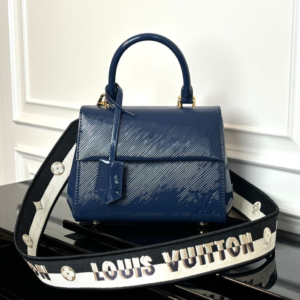 louis vuitton شنطة
