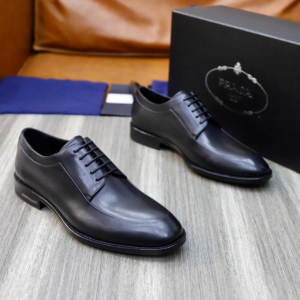 prada حذاء 