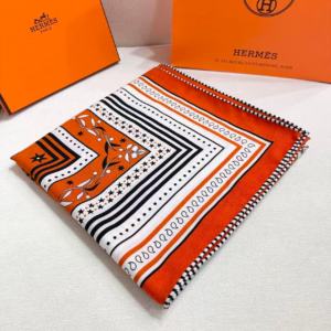 hermes اسكارف