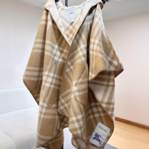 burberry اسكارف