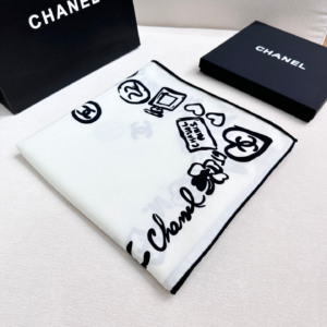 chanel اسكارف