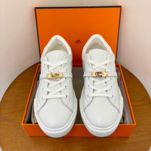 448 hermès حذاء