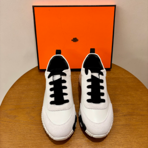 422 hermès حذاء