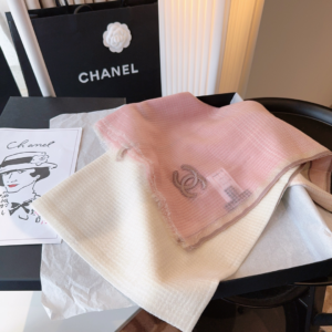 chanel اسكارف