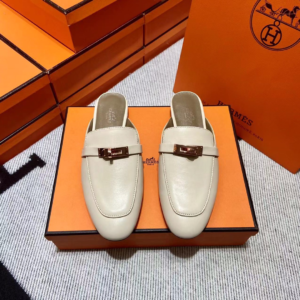 545 hermès حذاء