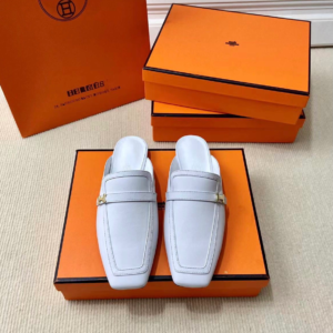 527 hermès حذاء