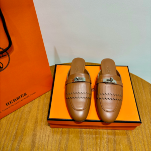 519 hermès حذاء