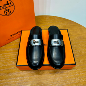 510 hermès حذاء