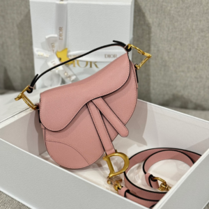 شنطة نسائية dior 9