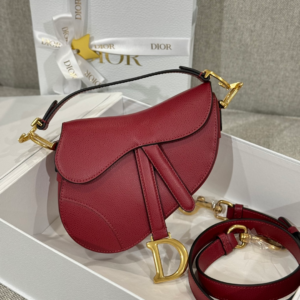 شنطة نسائية dior 8