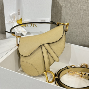 شنطة نسائية dior 5