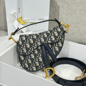 شنطة نسائية dior 2