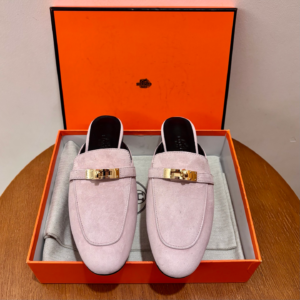 500 hermès حذاء