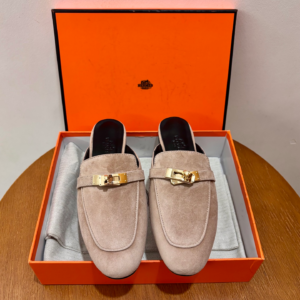 501 hermès حذاء