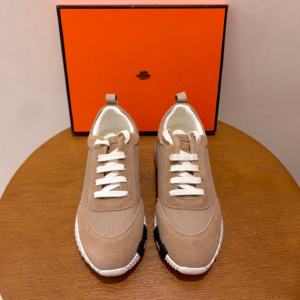 404 hermès حذاء