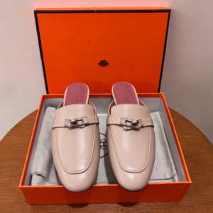 487 hermès حذاء