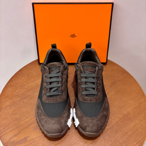 385 hermès حذاء