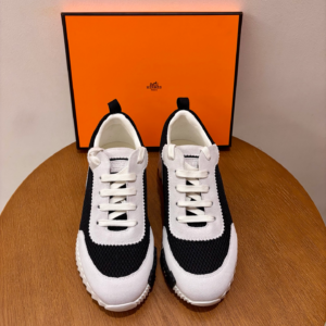 383 hermès حذاء