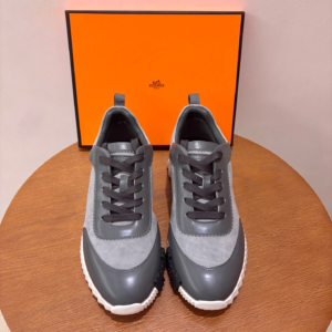 377 hermès حذاء