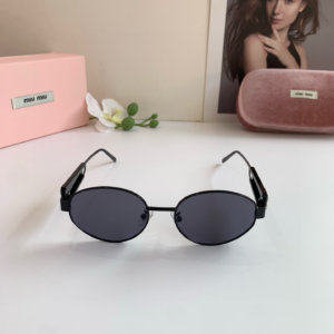 747 miu miu نضارة