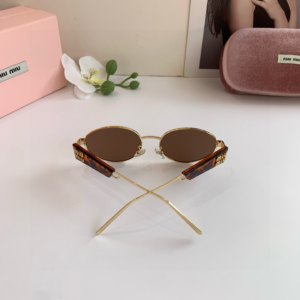 745 miu miu نضارة