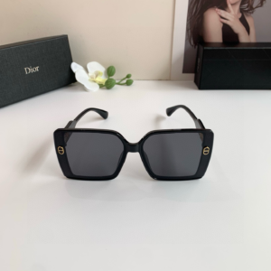 679 dior نضارة