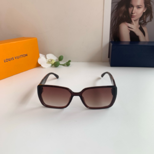 720 louis vuitton نضارة