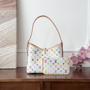 582 louis vuitton شنطة