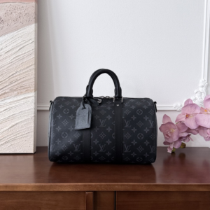 555 louis vuitton شنطة