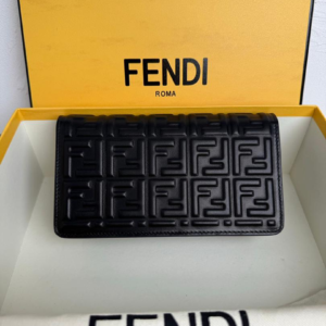 fendi شنطة
