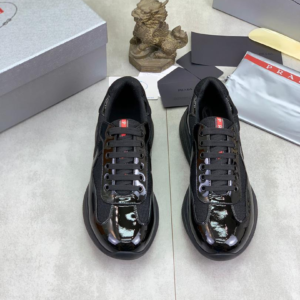 Prada حذاء 