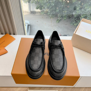 louis vuitton حذاء رجالى