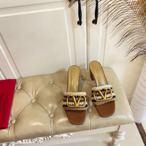 valentino حذاء 