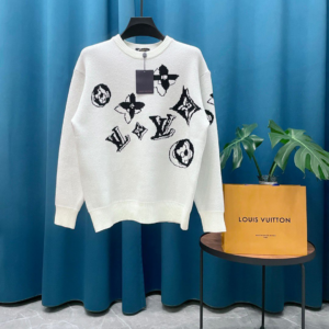 louis vuitton تيشيرت