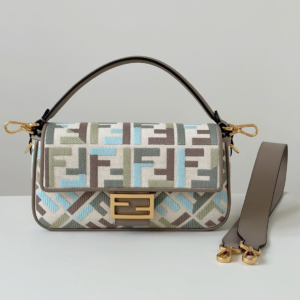 fendi شنطة