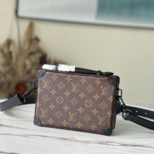 louis vuitton شنطة