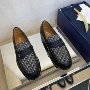 dior حذاء رجالى