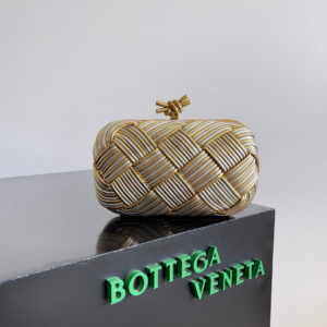 louis vuitton شنطة