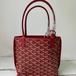 goyard شنطة