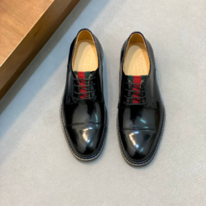 gucci حذاء 