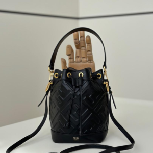 fendi شنطة