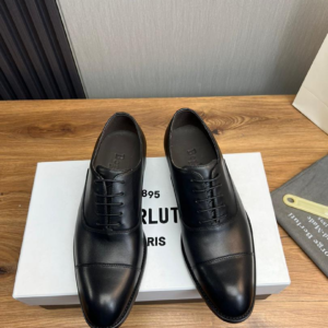 berluti حذاء 