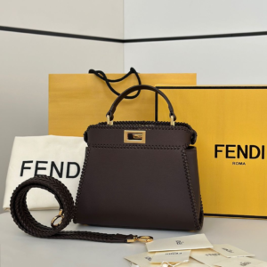 fendi شنطة نسائية