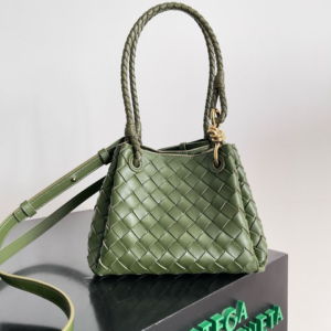 bottega veneta شنطة نسائية