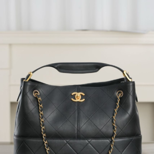 chanel شنطة نسائية