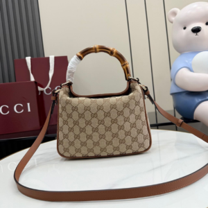 gucci شنطة نسائية