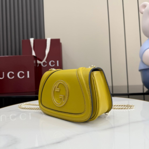gucci شنطة نسائية